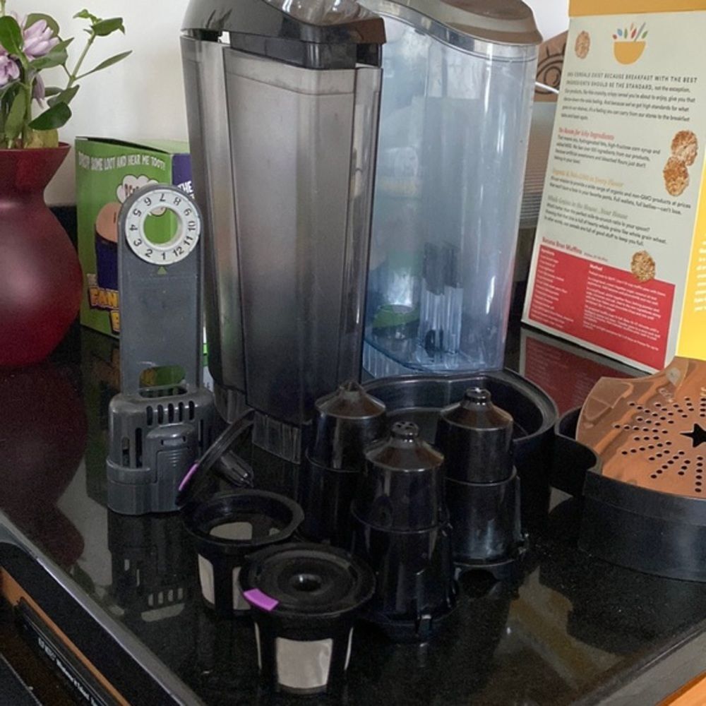 Keurig parts in great shape refillable baskets filter holder, etc